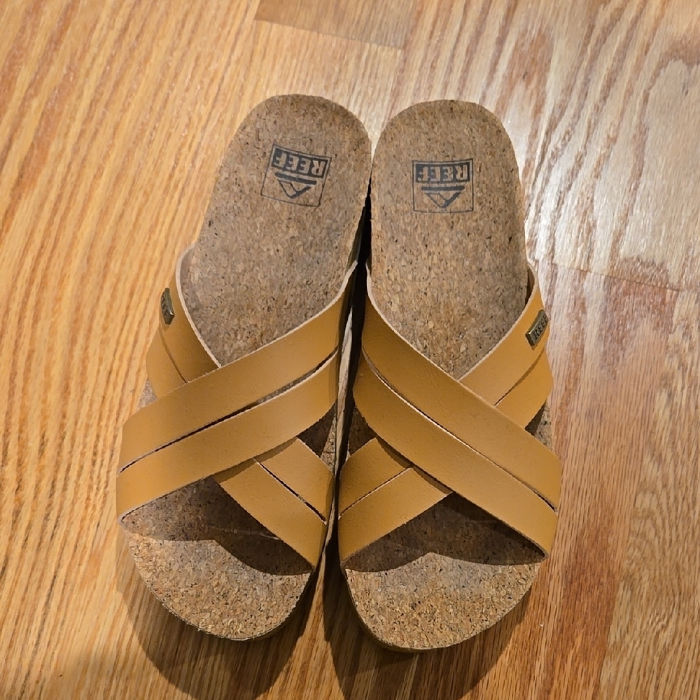 Reef Tan Sandals